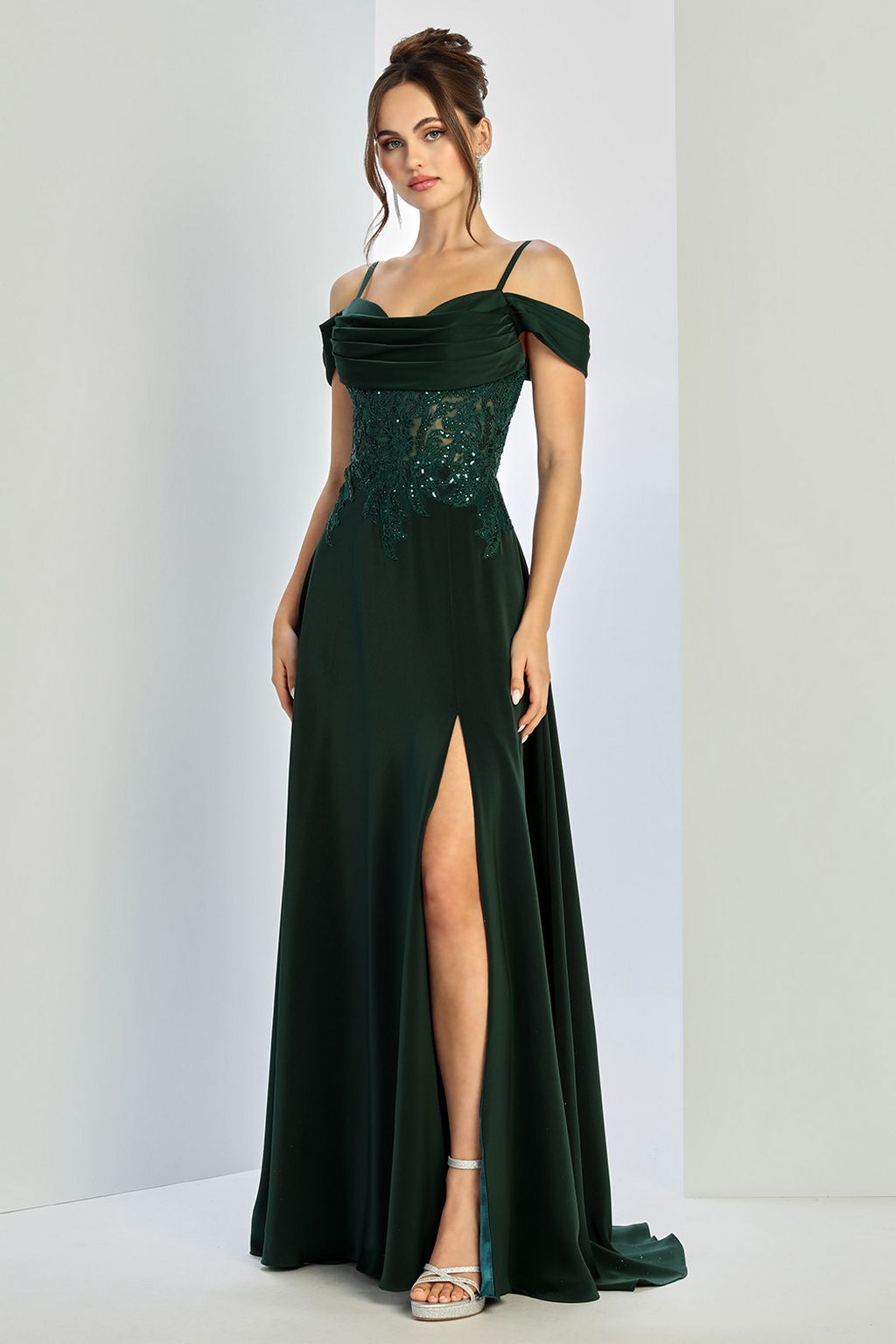 Adora Design3251 Emerald	16 Sale