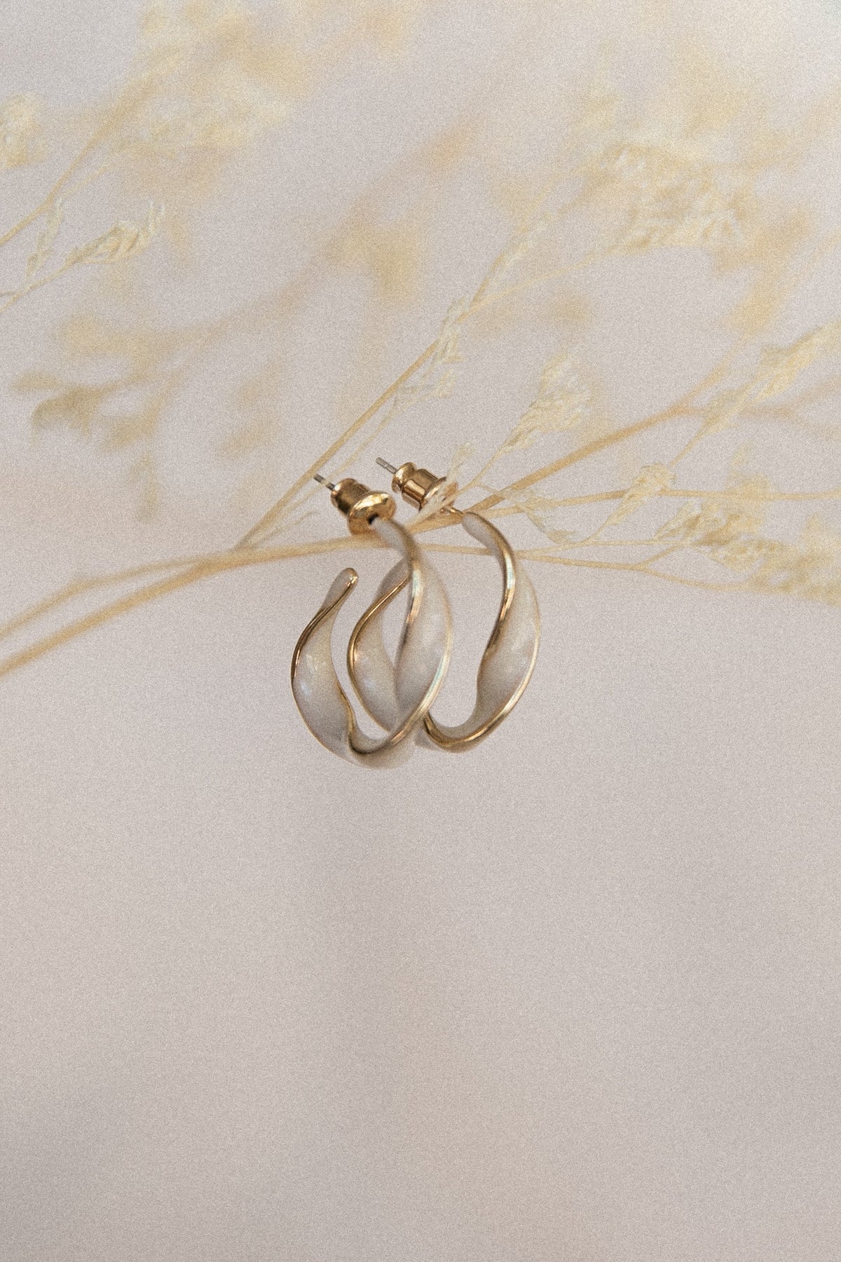 Clementine Earrings - White